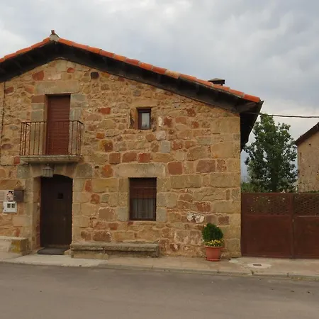 La Casa De Piedra De La Aldea Holiday home *