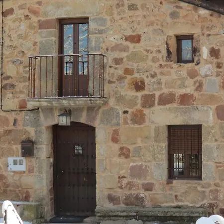 度假居 La Casa De Piedra De La Aldea *